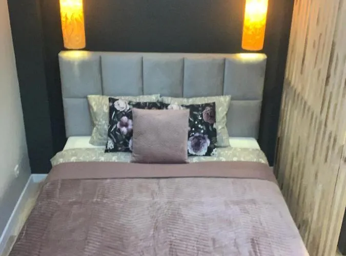 Petit Old Town Апартаменты Краков