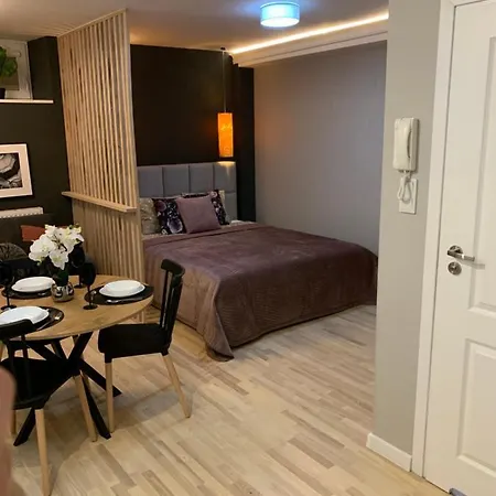 Petit Old Town Апартаменты